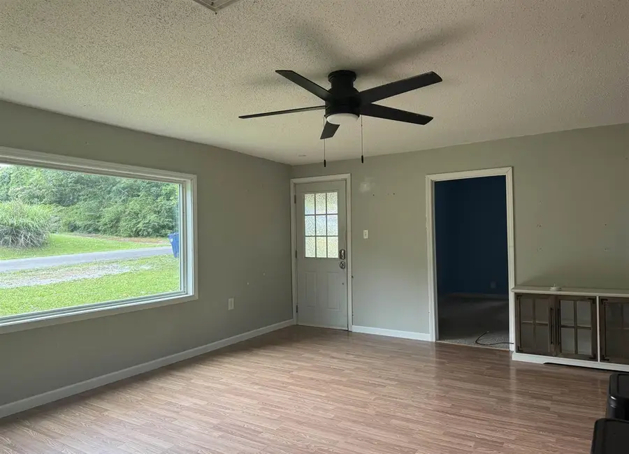 1622 Walnut Street, Benton, KY 42025 - #2