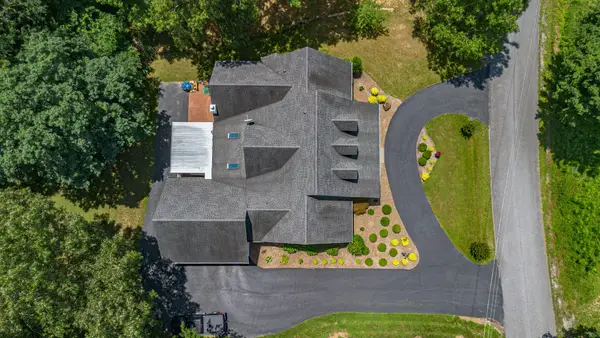 631 Chickasaw Bluff Road, Benton, KY 42025
