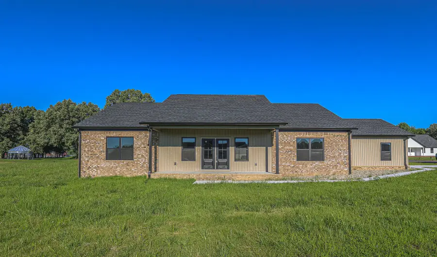 111 Ayly Estates Drive, Mayfield, KY 42066 - #2