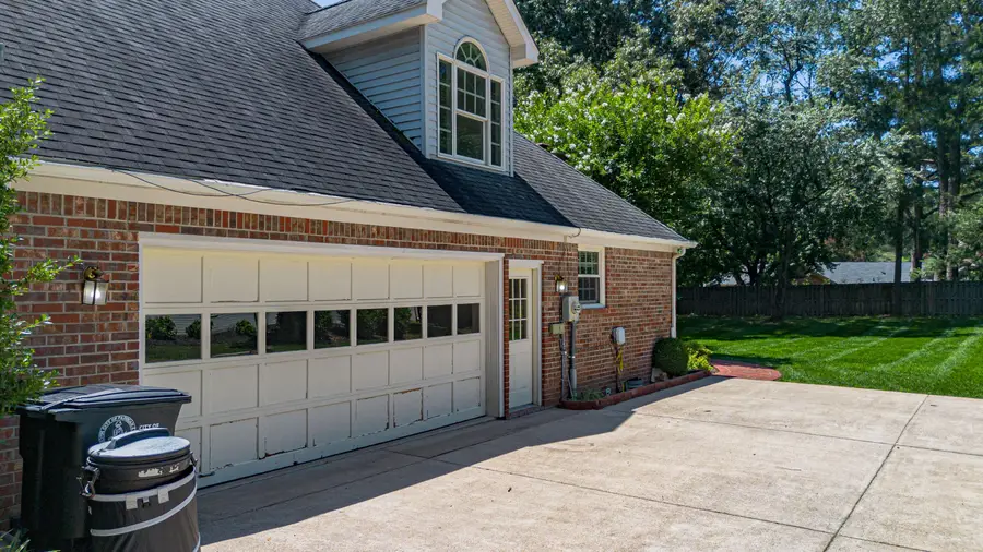 555 Whitney Drive, Paducah, KY 42001 - #3