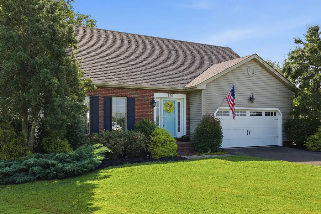 860 Oaks Country Club Road, Murray, KY 42071 - #1