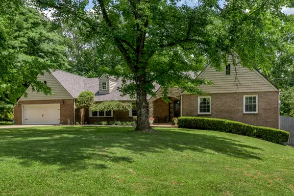 1556 Wellesley Drive, Lexington, KY 40513