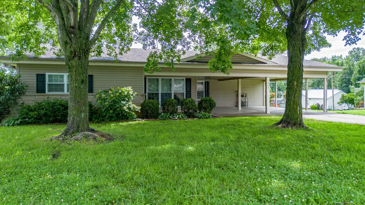 1303 Shelby Mccallum Drive, Benton, KY 42025 - #1