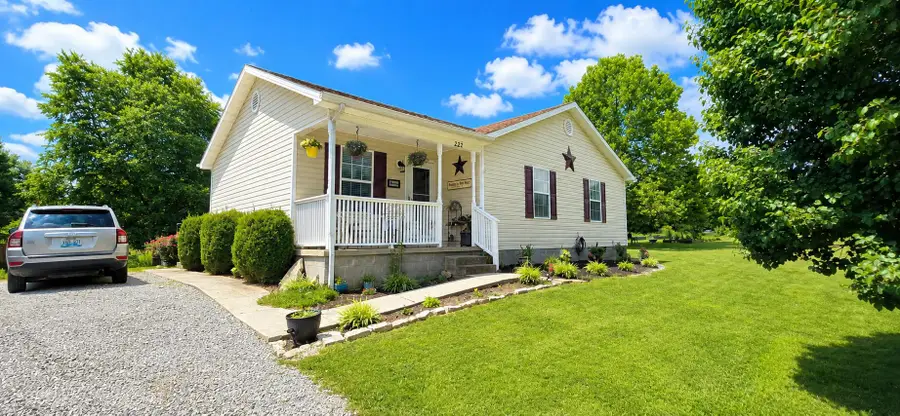222 Kentucky Avenue, Junction City, KY 40440 - #2