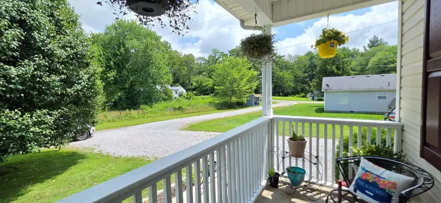 222 Kentucky Avenue, Junction City, KY 40440 - #3