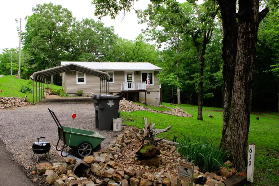 619 Lake Shore Drive, New Concord, KY 42076 - #2
