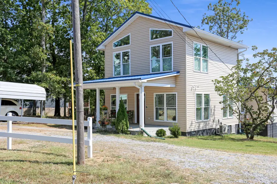 588 Cambridge Shores Drive, Gilbertsville, KY 42044 - #2