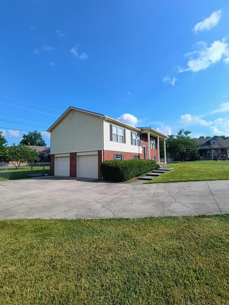 504 Scenic View Circle, Berea, KY 40403 - #3