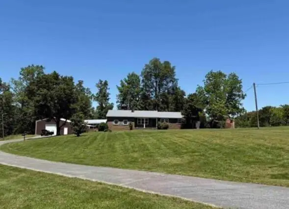284 Trace Creek Church Road, Mayfield, KY 42066