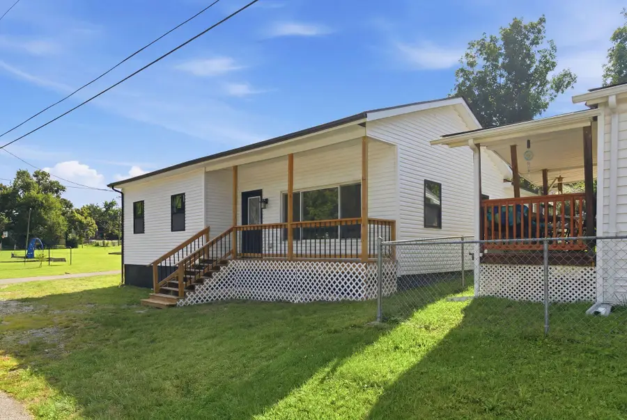 76 Clay Street, Winchester, KY 40391 - #2