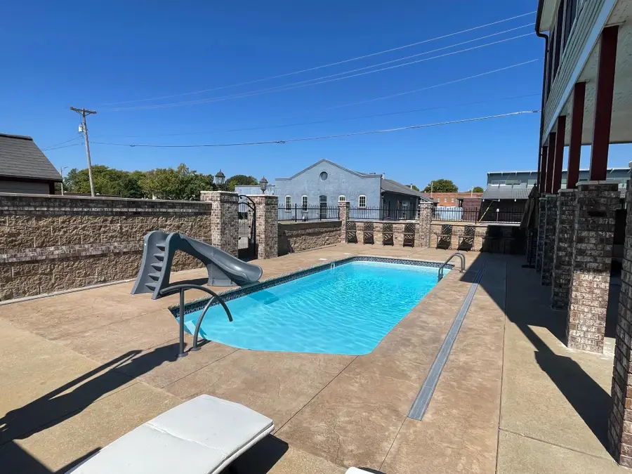 333 N 9th Street, Paducah, KY 42001 - #3