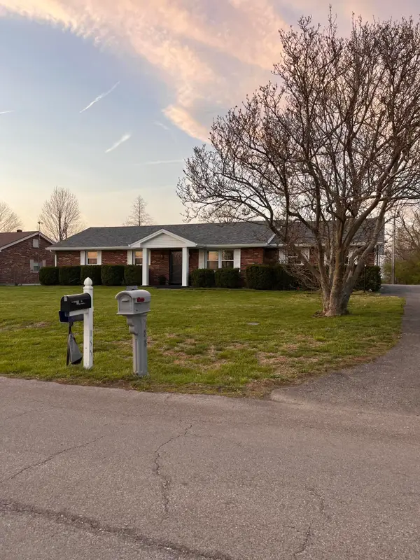 185 Cummins Ferry Road, Salvisa, KY 40372