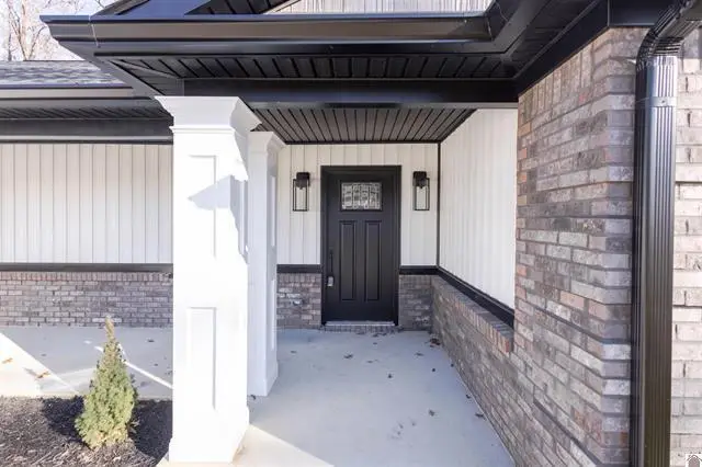 1125 Magnolia Drive, Fulton, KY 42041 - #2