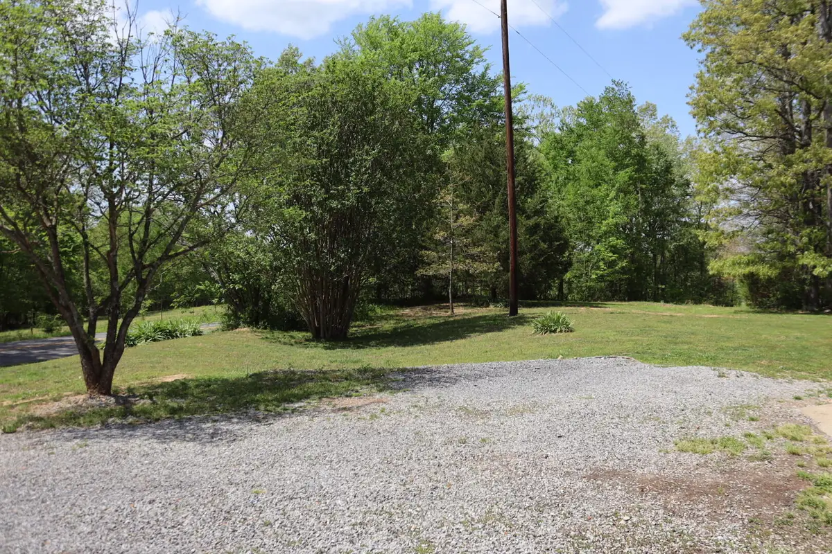 3235 Kentucky 80, Mayfield, KY 42066 - #1