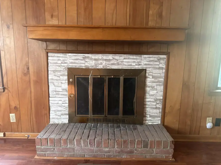 1103 E 18th Street, Hopkinsville, KY 42240 - #2