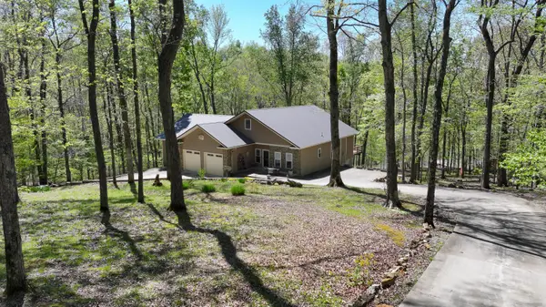 112 Lakeview Terrace, Cadiz, KY 42211