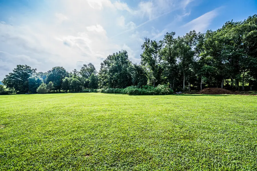 260 Walnut Grove Drive, Smiths Grove, KY 42171 - #3