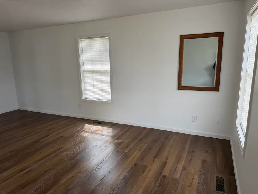 692 Olive Street, La Center, KY 42056 - #2