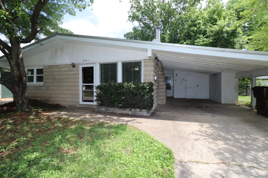 961 Maywick Drive, Lexington, KY 40504 - #3