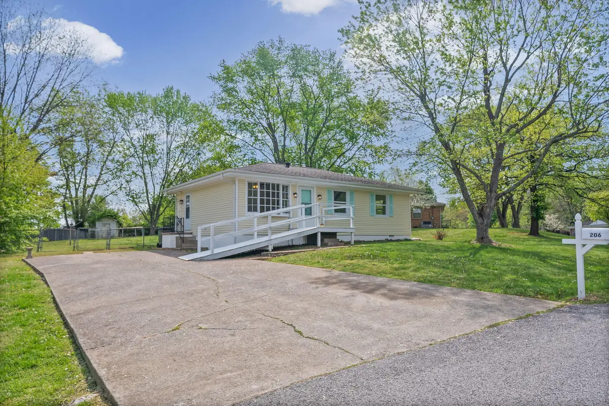 206 Crest Drive, Hopkinsville, KY 42240 - #1