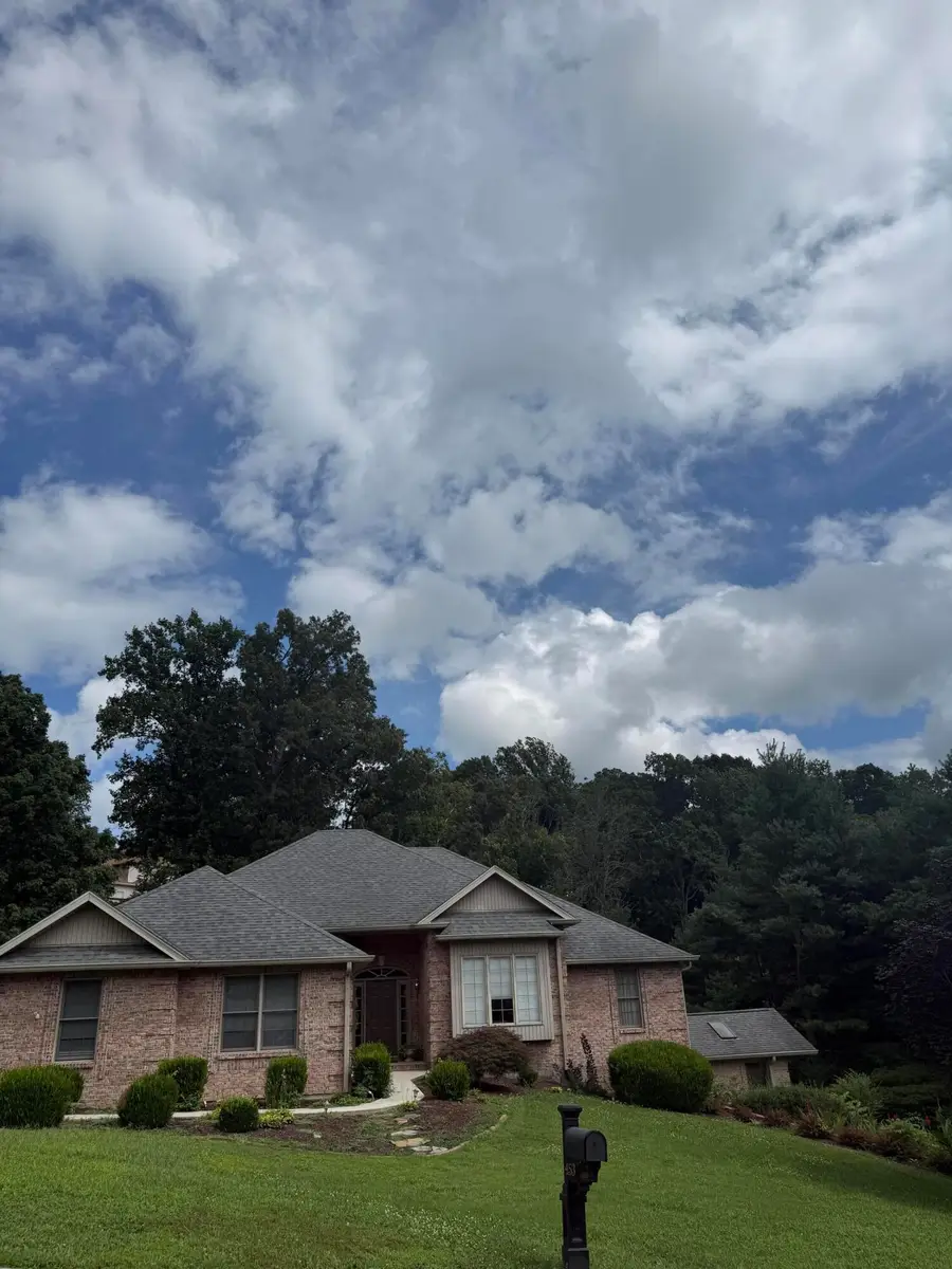 453 Water Cliff Drive, Somerset, KY 42503 - #2