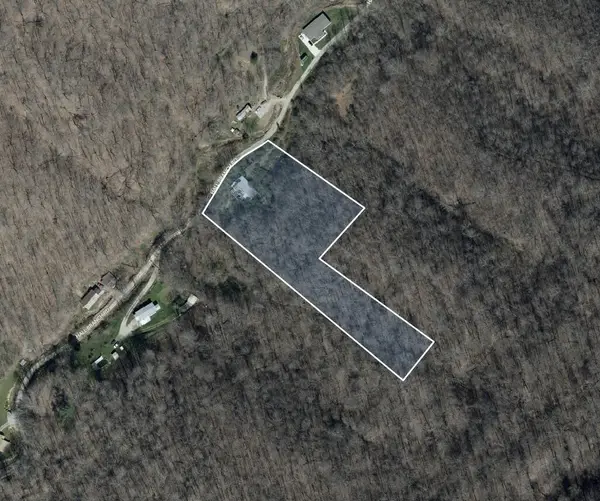 803 Hall Branch Road, Topmost, KY 41862