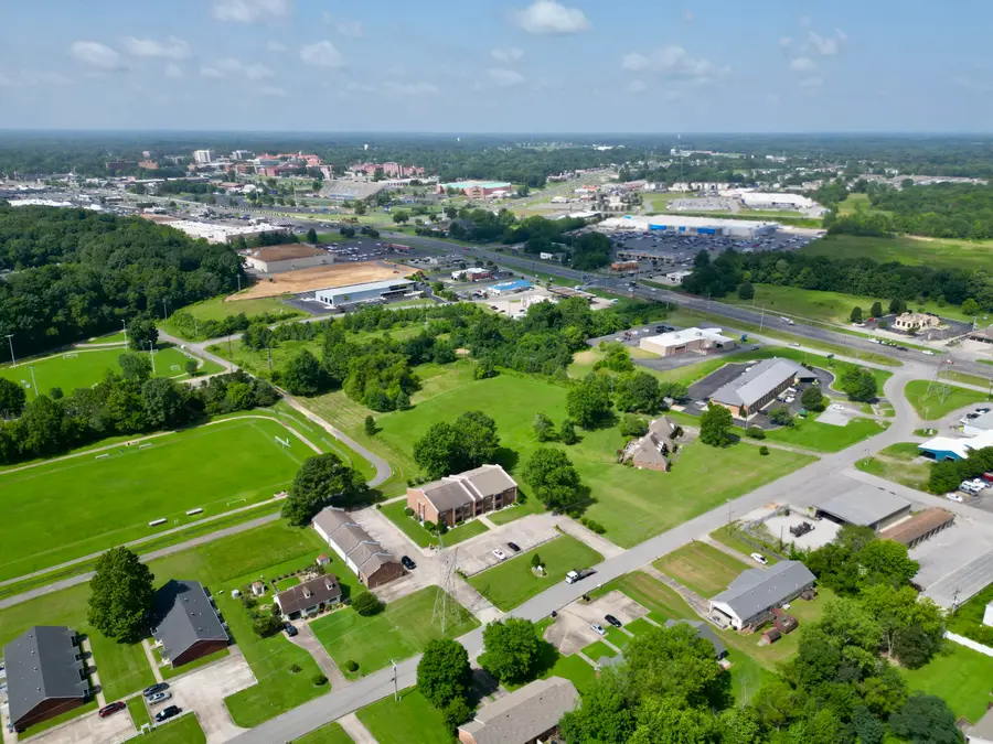 1025 Southwood Drive, Murray, KY 42071 - #2