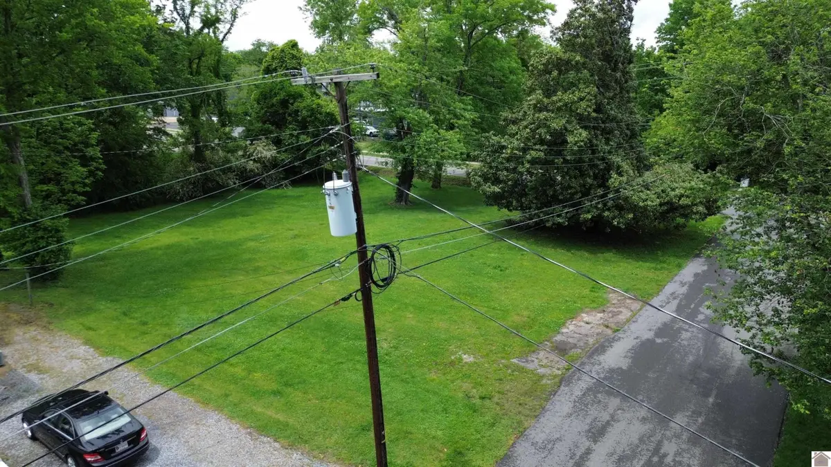 805 Sycamore Street, Murray, KY 42071 - #1