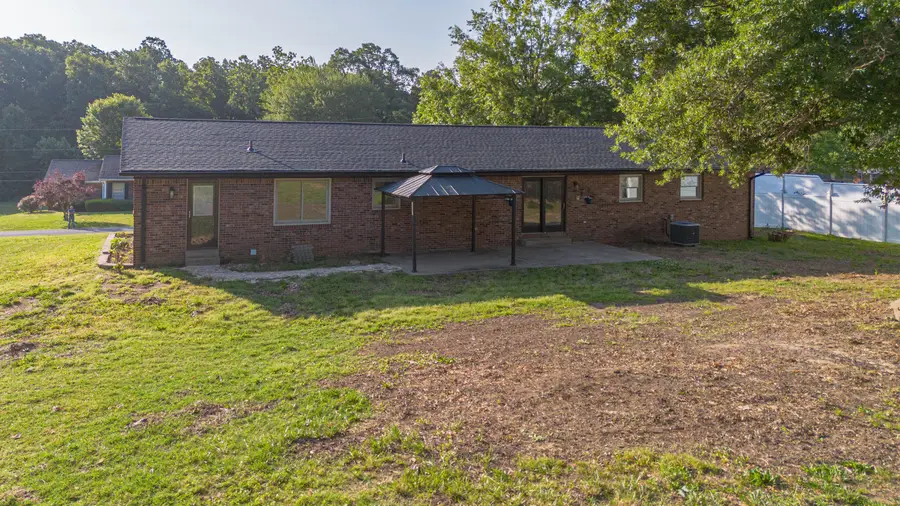 3929 Cleary Drive, Paducah, KY 42001 - #3
