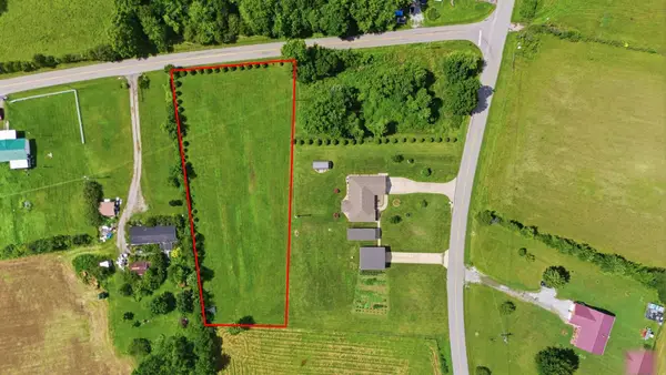 2332 Gaffney Road, Crab Orchard, KY 40419