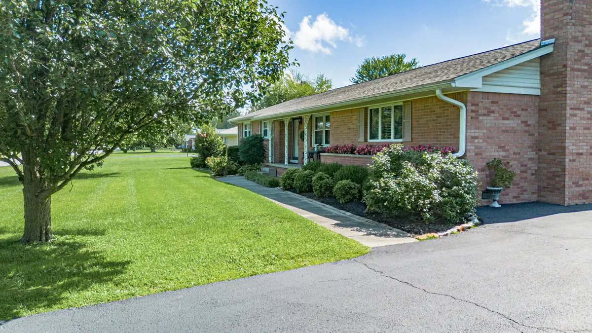 160 Charlotte Ann Drive, Paducah, KY 42001 - #1