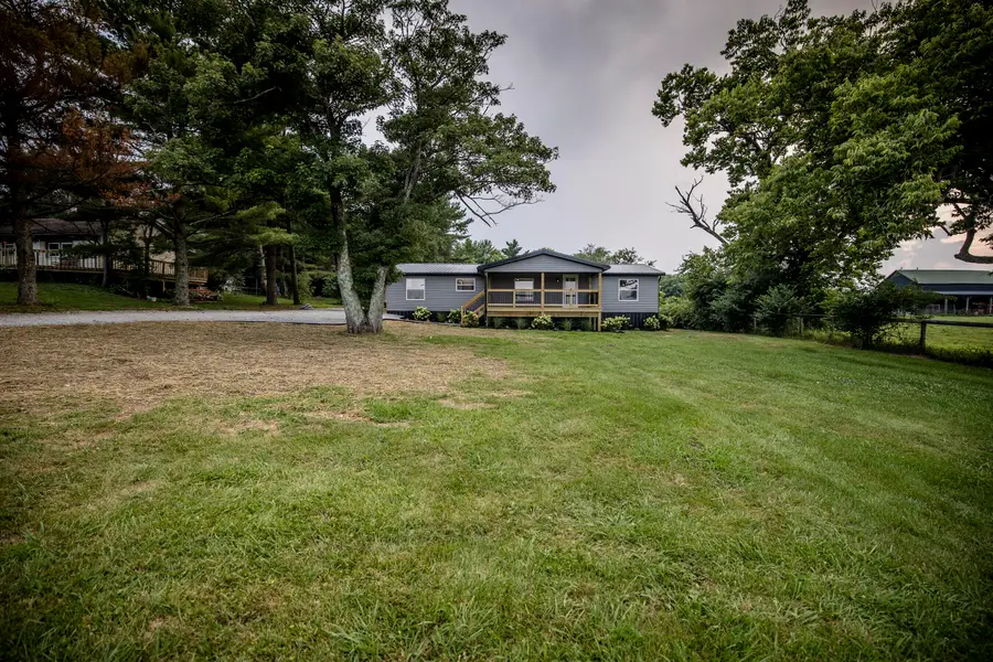 809 Hill Road, Paris, KY 40361 - #3