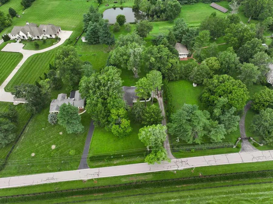 855 Walnut Hill Road, Lexington, KY 40515 - #2