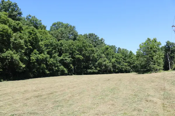 1-A Dog Walk Road, Carlisle, KY 40311