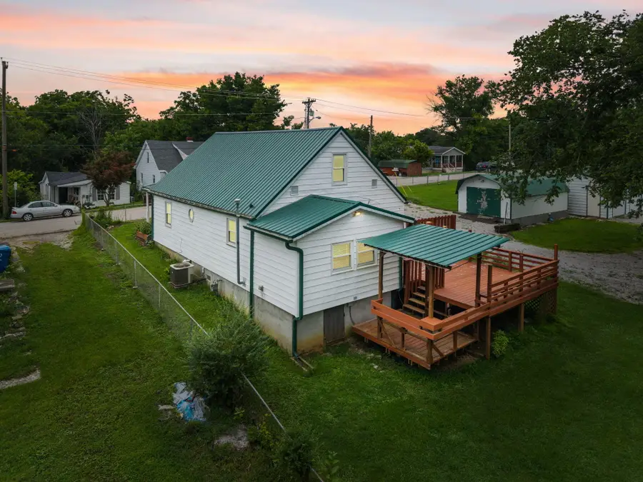 47 Hughes Avenue, Winchester, KY 40391 - #2