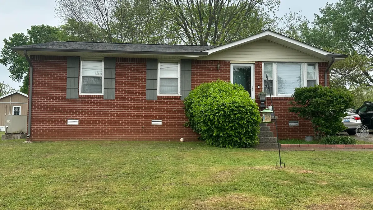204 Crest Drive, Hopkinsville, KY 42240 - #1