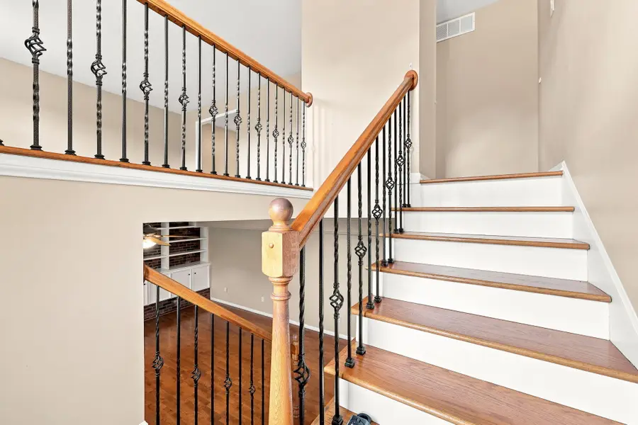496 Cromwell Way, Lexington, KY 40503 - #2