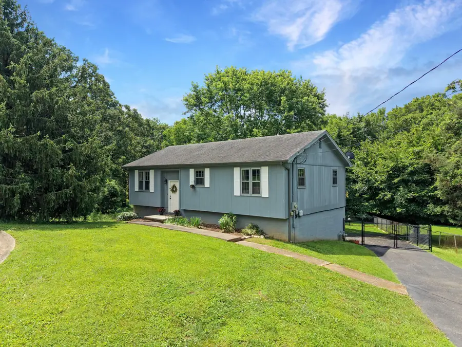 3504 Bahama Drive, Hopkinsville, KY 42240 - #2