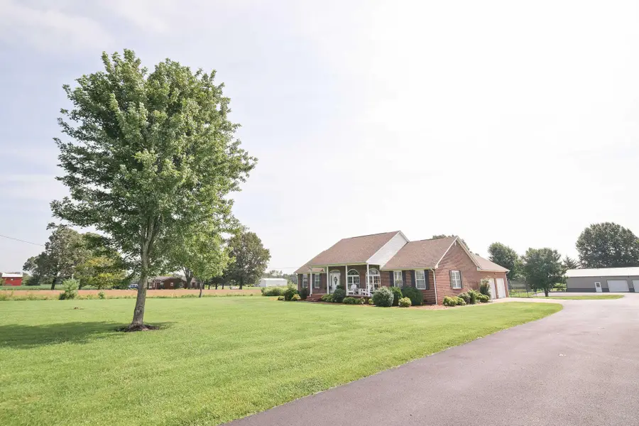 5202 Airport Road, Almo, KY 42020 - #3