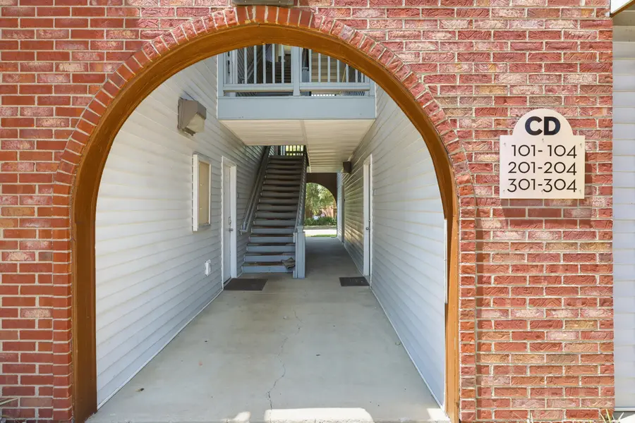 209 Simpson Avenue #304, Lexington, KY 40504 - #3