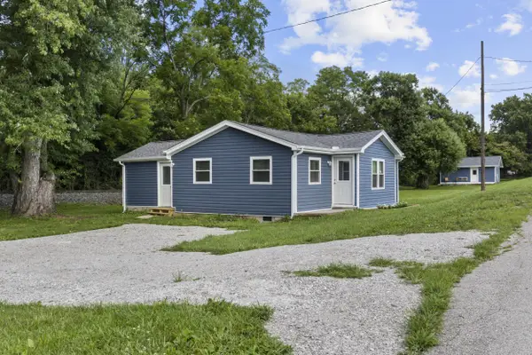 2251 Old Millersburg Road, Paris, KY 40361