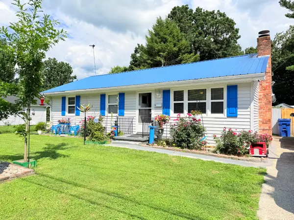110 Dinsmore Street, Berea, KY 40403