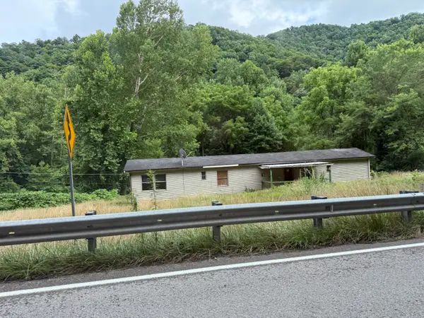 15872 Kentucky 38, Evarts, KY 40828