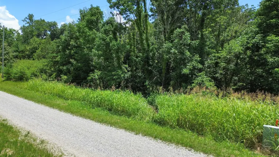111 Kelly Circle, Nancy, KY 42544 - #2
