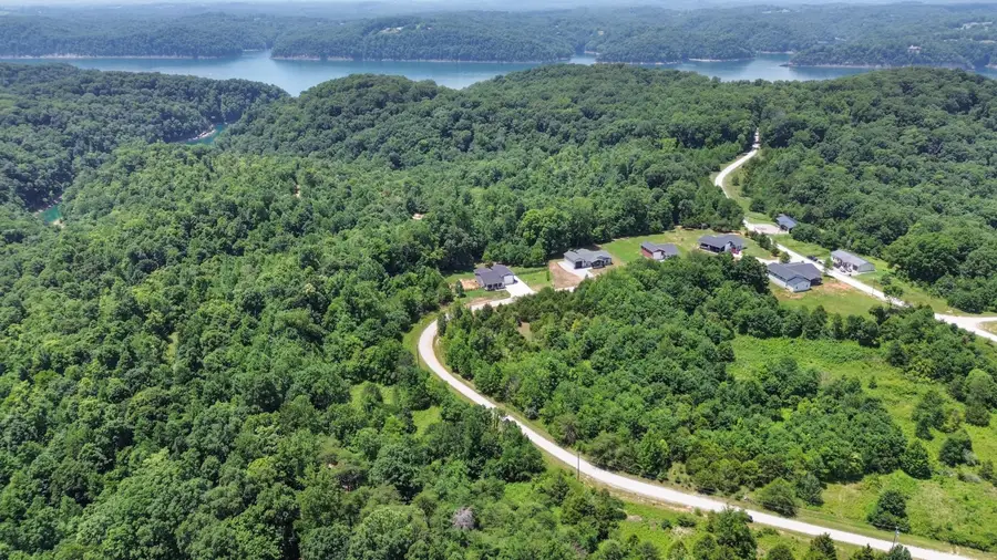 121 Kelly Circle, Nancy, KY 42544 - #2