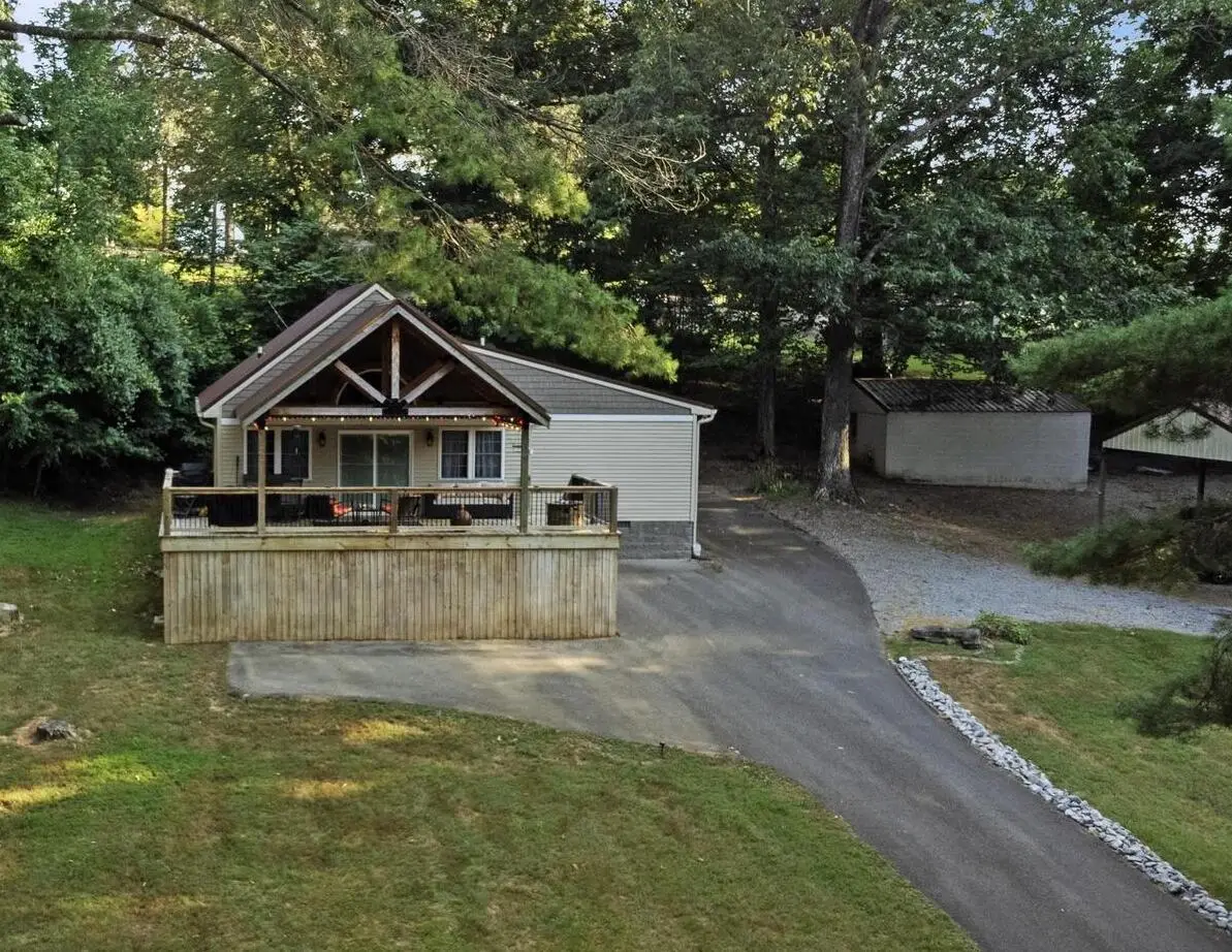 349 Rockcastle Lakeshore Drive, Cadiz, KY 42211 - #1