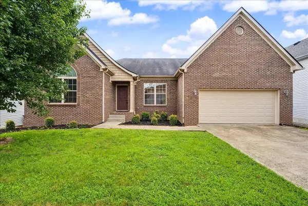 404 Manitoba Lane, Lexington, KY 40515