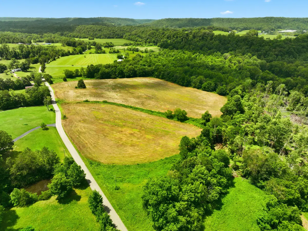 700-800 Goose Creek Road, Dunnville, KY 42528 - #1