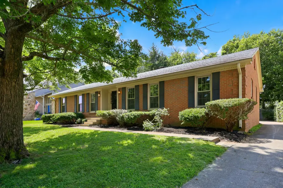 3316 Lyon Drive, Lexington, KY 40513 - #2