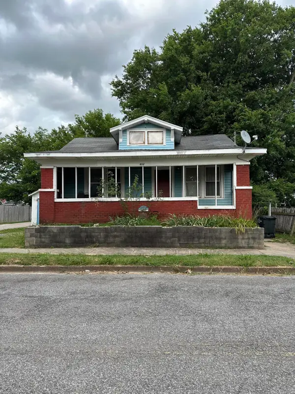 612 N 11th Street, Paducah, KY 42001